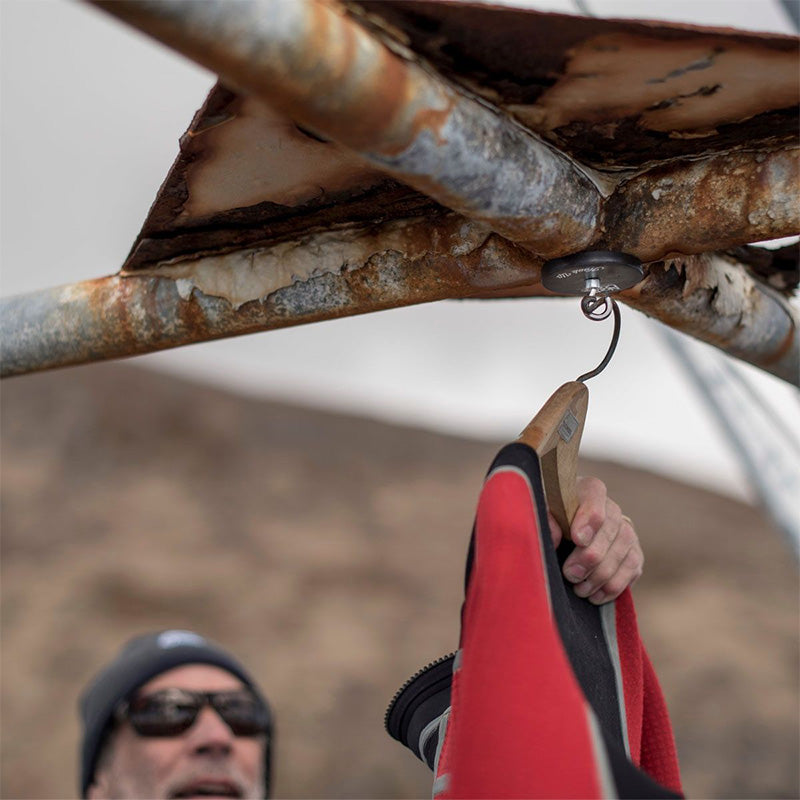 Northcore Hook Up Magnetic Hanger